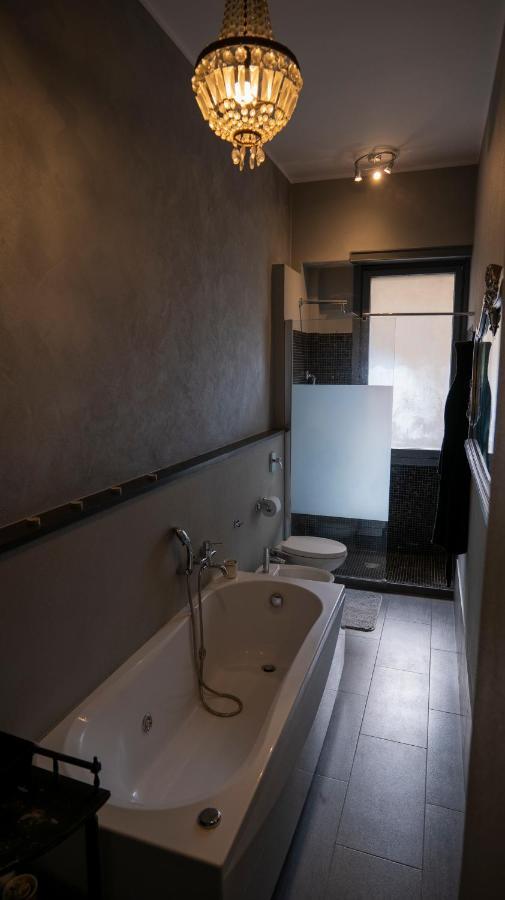 Beautiful Floral Apartment On Navigli Μιλάνο Εξωτερικό φωτογραφία