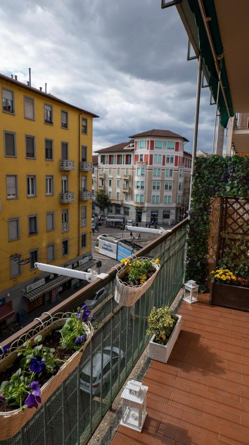 Beautiful Floral Apartment On Navigli Μιλάνο Εξωτερικό φωτογραφία